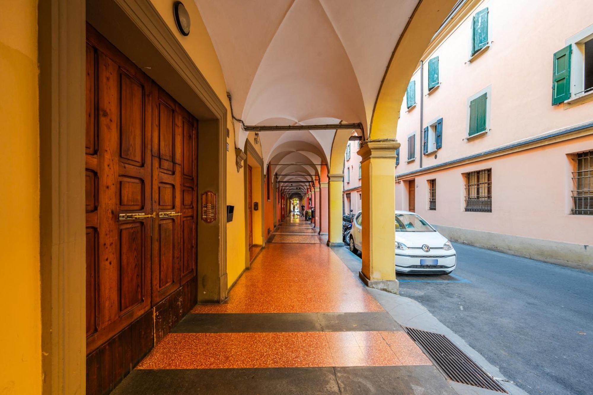 Appartement Sui Tetti Di Bologna Centro, Casa Dei Colori Extérieur photo